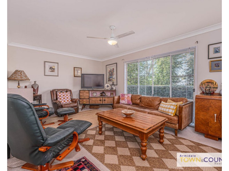 133 Lochaven Road, Armidale NSW 2350