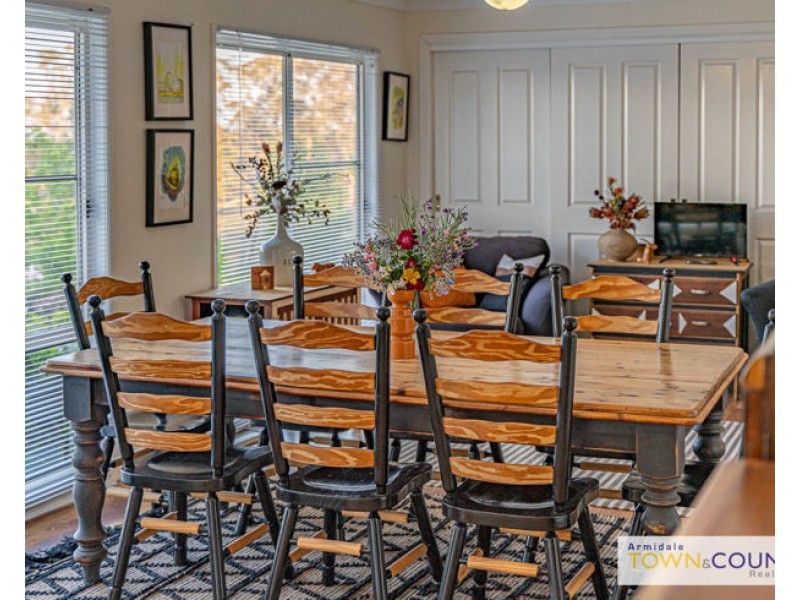 133 Lochaven Road, Armidale NSW 2350