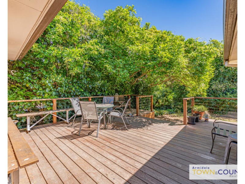 11 Mckeon Avenue, Armidale NSW 2350
