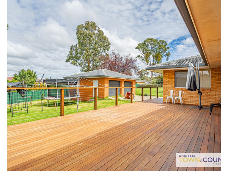 2 Gordon Street, Armidale NSW 2350