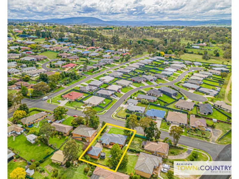 2 Gordon Street, Armidale NSW 2350