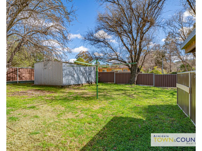 50A & 50B Rockvale Road, Armidale NSW 2350