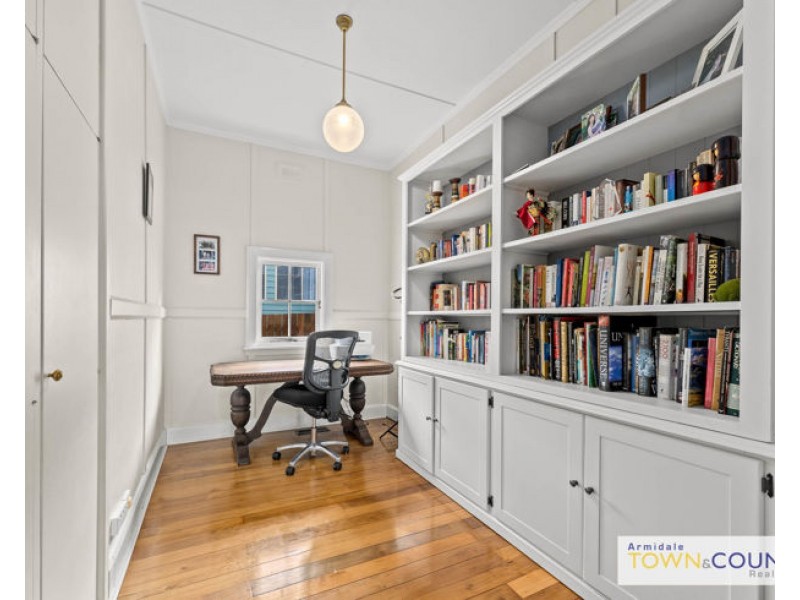 194 Marsh Street, Armidale NSW 2350