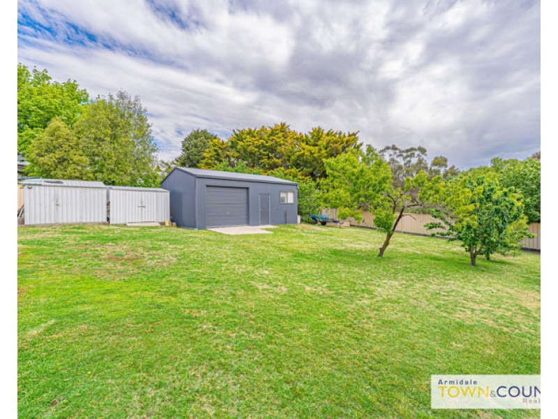 12 Kurrawatha Avenue, Armidale NSW 2350