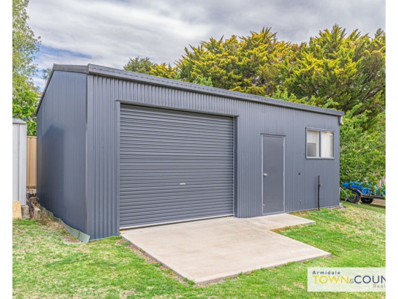 12 Kurrawatha Avenue, Armidale NSW 2350