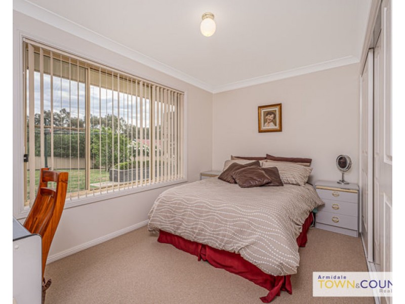 12 Kurrawatha Avenue, Armidale NSW 2350