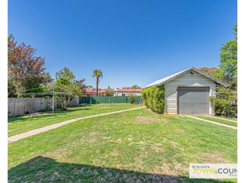 82a Erskine Street, Armidale NSW 2350