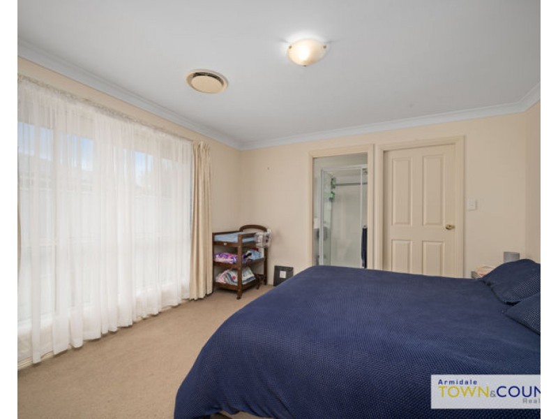 7 Rusden Court, Armidale NSW 2350