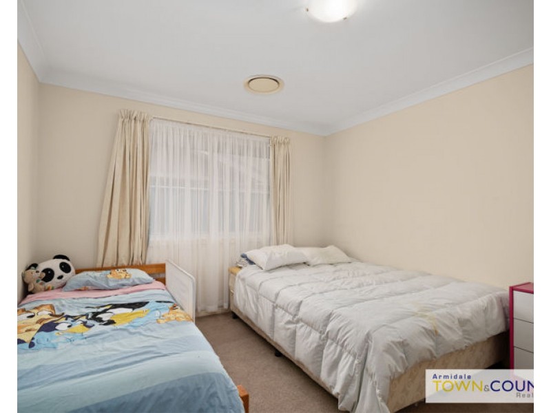 7 Rusden Court, Armidale NSW 2350