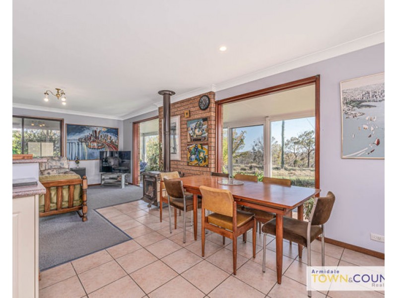 211 Sunnyside Road, Armidale NSW 2350