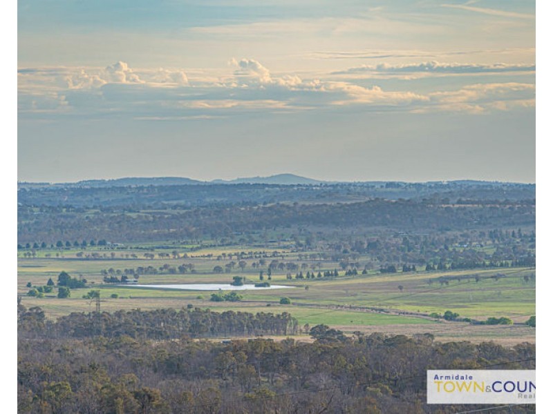 211 Sunnyside Road, Armidale NSW 2350