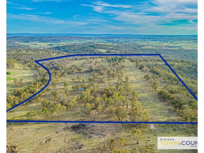 211 Sunnyside Road, Armidale NSW 2350