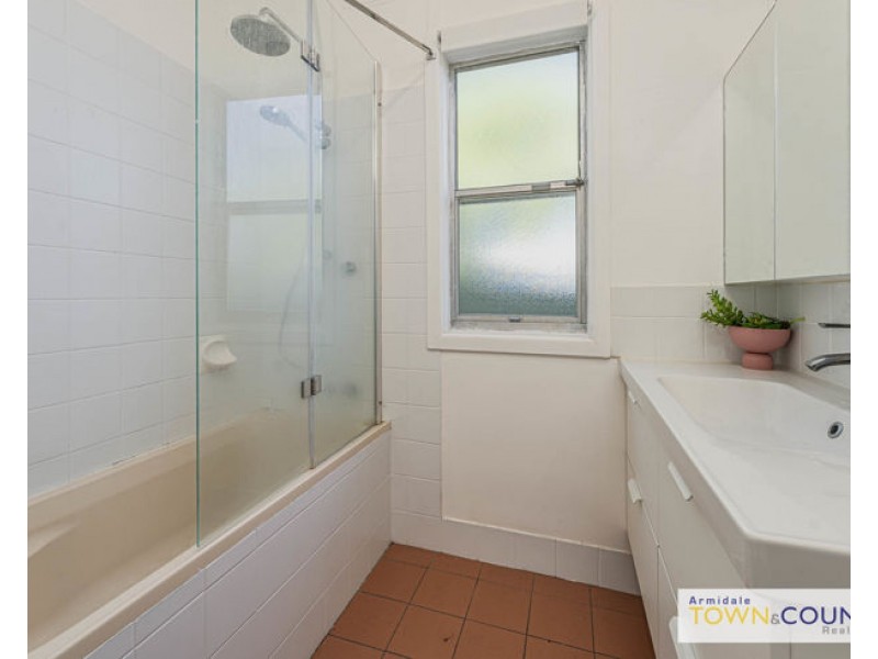 194 Mann Street, Armidale NSW 2350