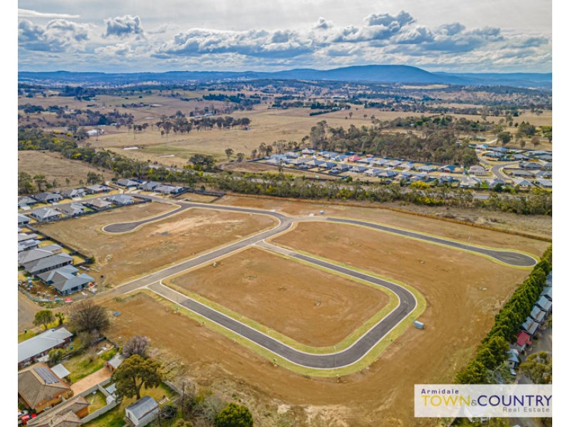8 Tindal Court, Armidale NSW 2350