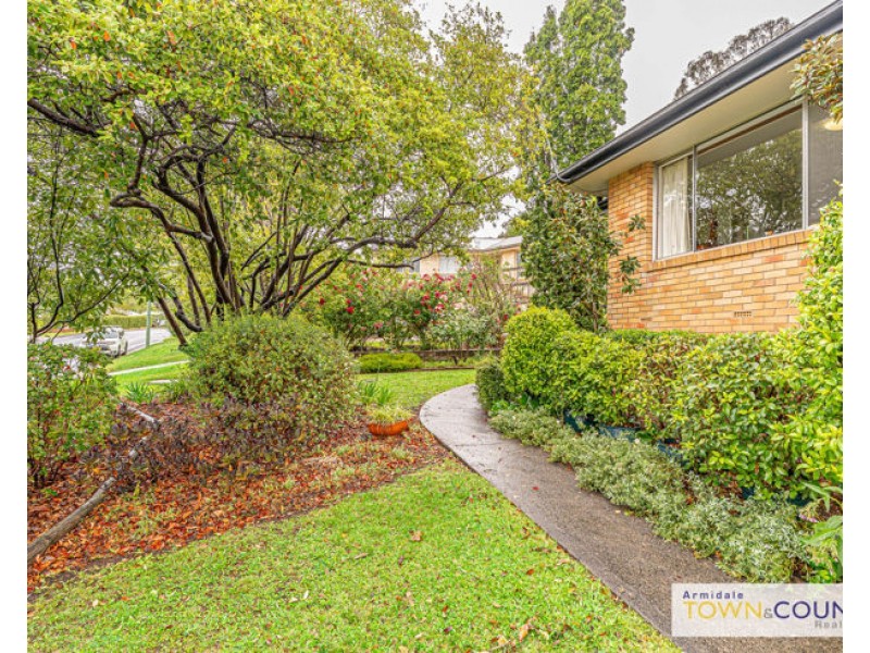 28 Glen Innes Road, Armidale NSW 2350