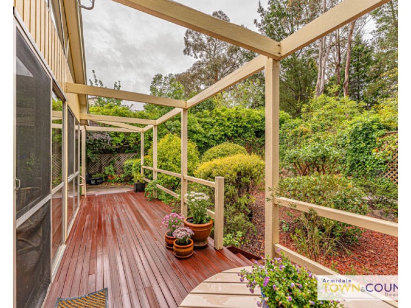 28 Glen Innes Road, Armidale NSW 2350