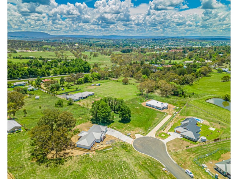 1 Rujala Lane, Armidale NSW 2350