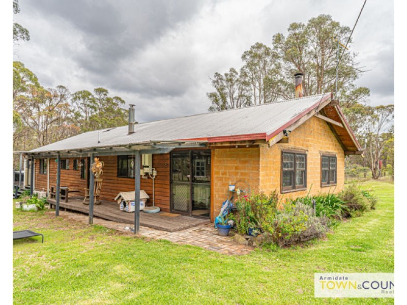 116 Kendall Road, Armidale NSW 2350
