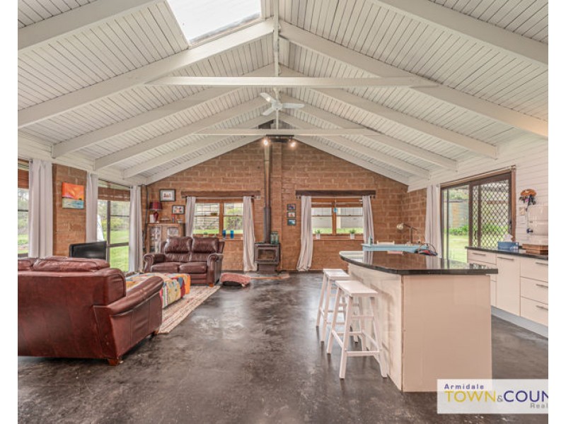 116 Kendall Road, Armidale NSW 2350