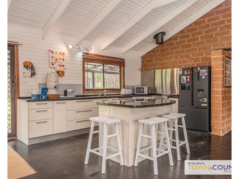 116 Kendall Road, Armidale NSW 2350