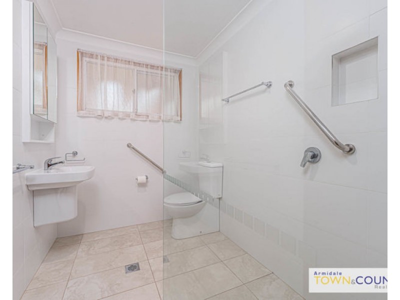 12 Robina Crescent, Armidale NSW 2350