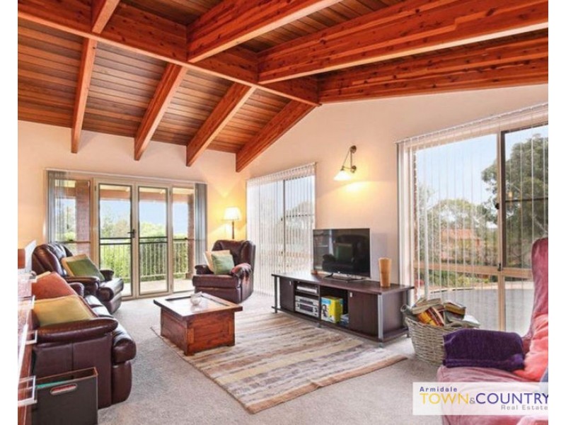 14 Eulahbar Crescent, Armidale NSW 2350
