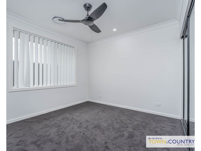 16 Bruce Close, Armidale NSW 2350