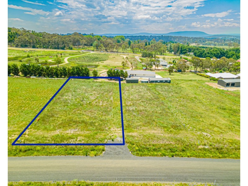 8 Argunna Crescent, Armidale NSW 2350