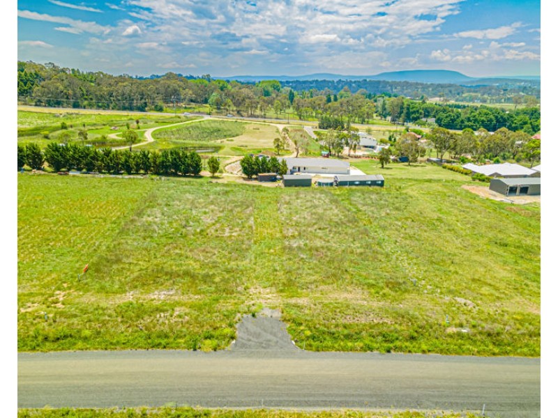 8 Argunna Crescent, Armidale NSW 2350