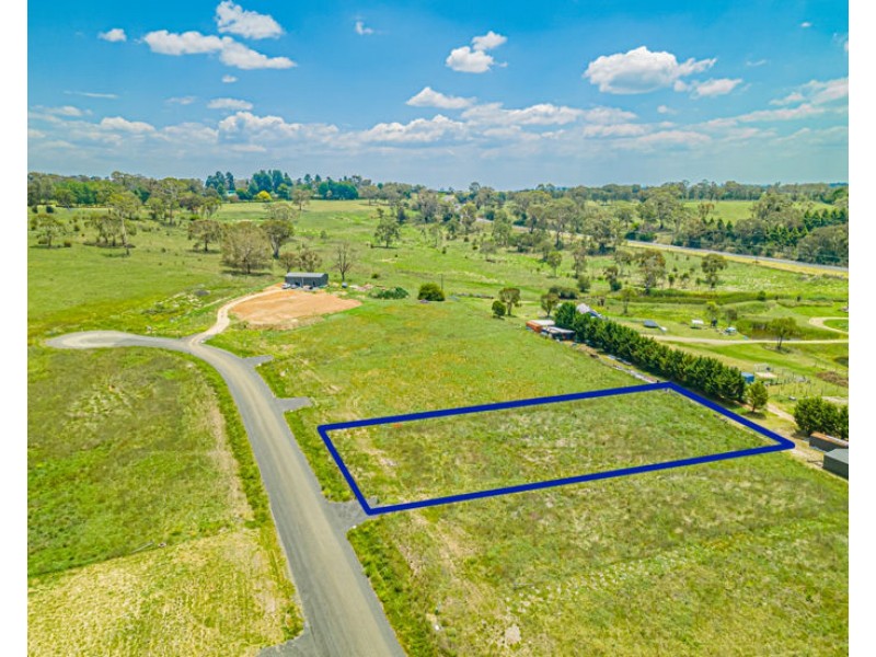 8 Argunna Crescent, Armidale NSW 2350