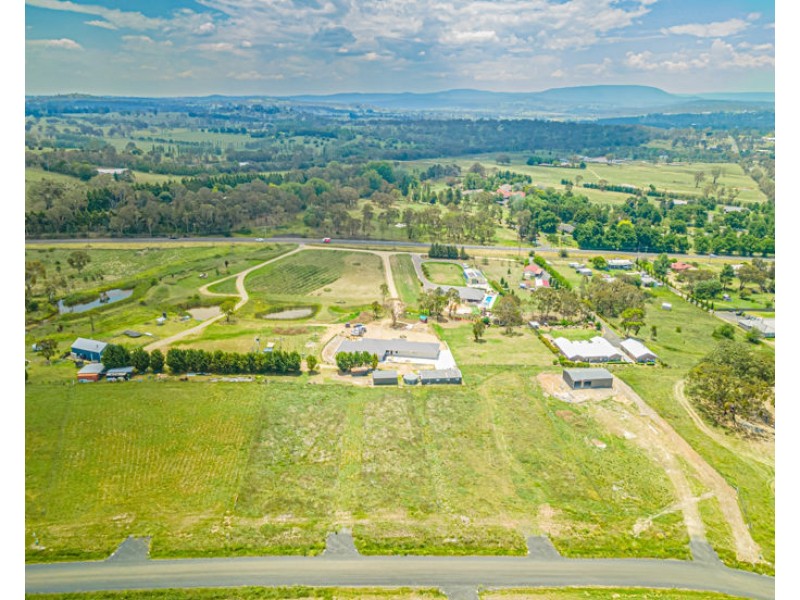 8 Argunna Crescent, Armidale NSW 2350