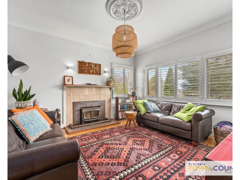 143 Donnelly Street, Armidale NSW 2350