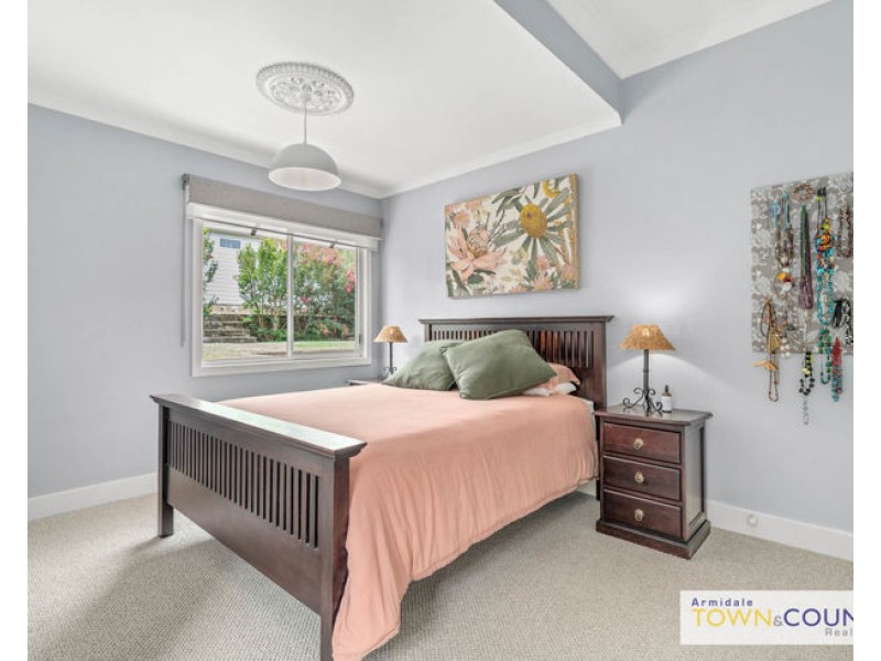 143 Donnelly Street, Armidale NSW 2350
