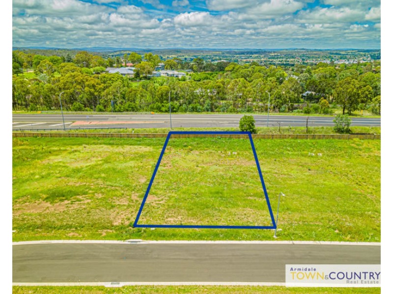 20 Colin Crescent, Armidale NSW 2350