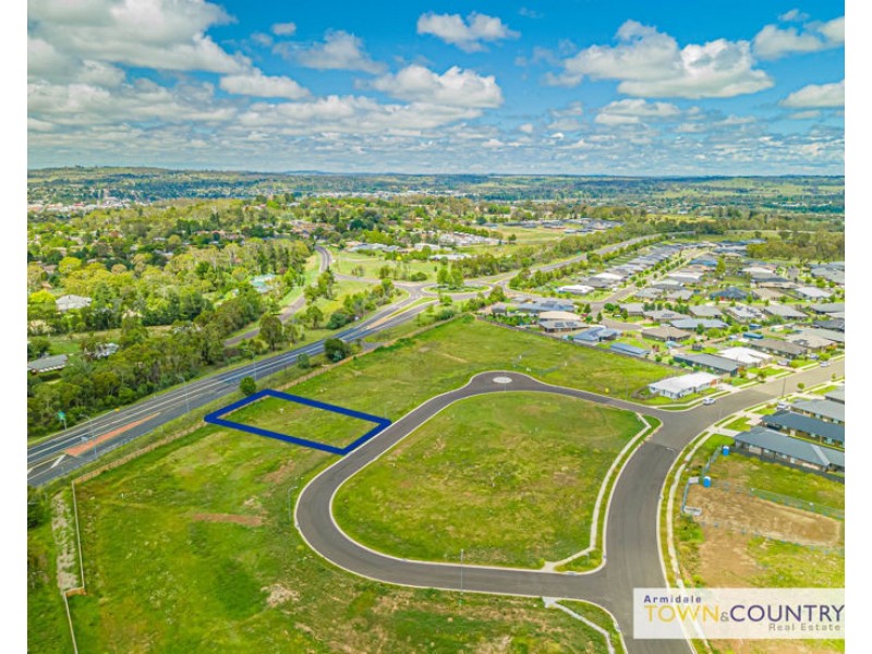 20 Colin Crescent, Armidale NSW 2350