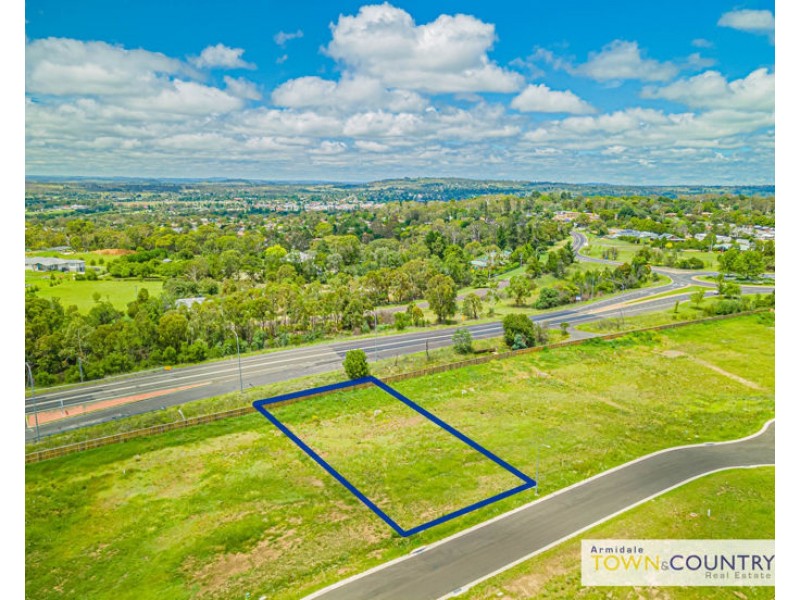 20 Colin Crescent, Armidale NSW 2350