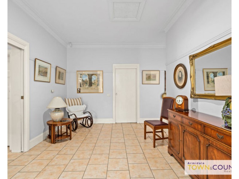 24 Faulkner St, Armidale NSW 2350