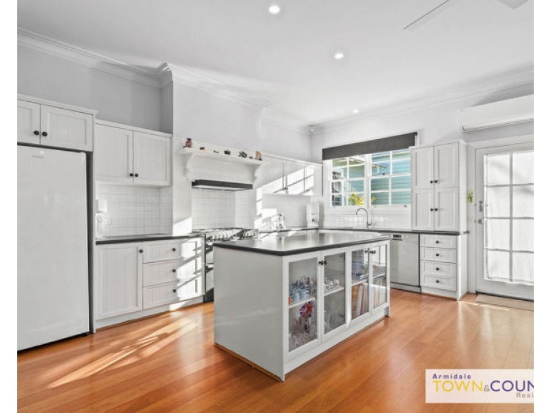 24 Faulkner St, Armidale NSW 2350