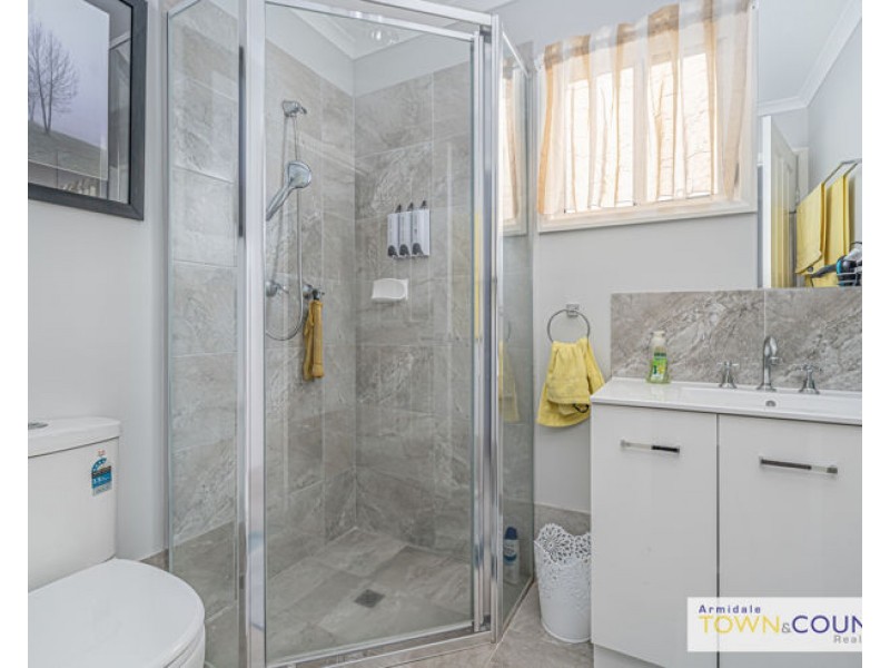 9/ 76 Glen Innes Road, Armidale NSW 2350