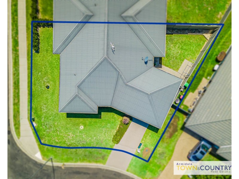 2 Beatrice Close, Armidale NSW 2350