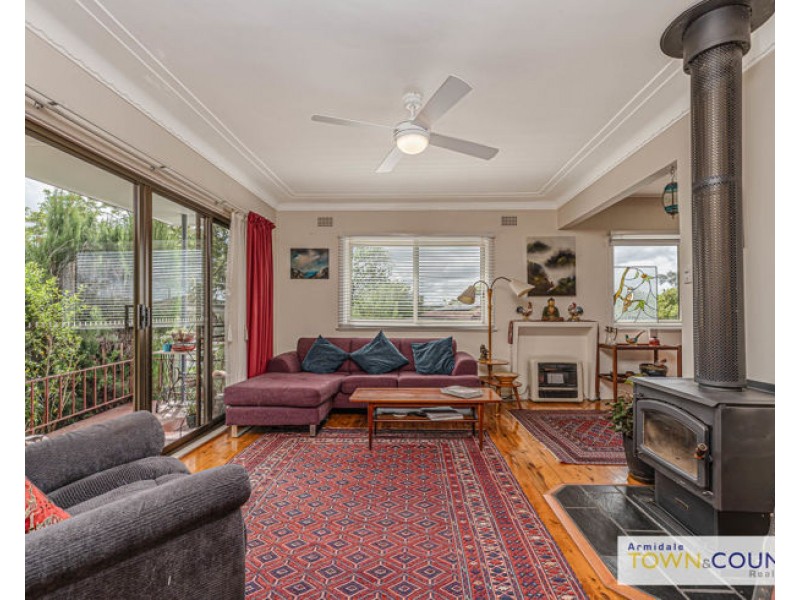 2 Wilson Avenue, Armidale NSW 2350