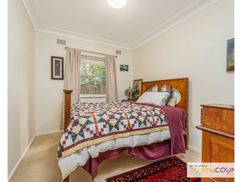 2 Wilson Avenue, Armidale NSW 2350