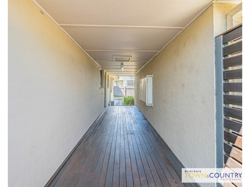 2/154 Allingham Street, Armidale NSW 2350