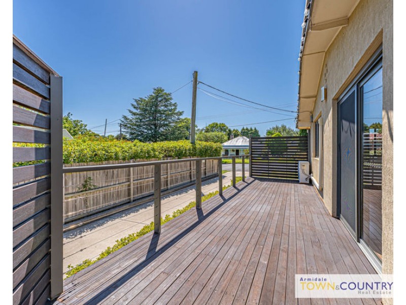 2/154 Allingham Street, Armidale NSW 2350