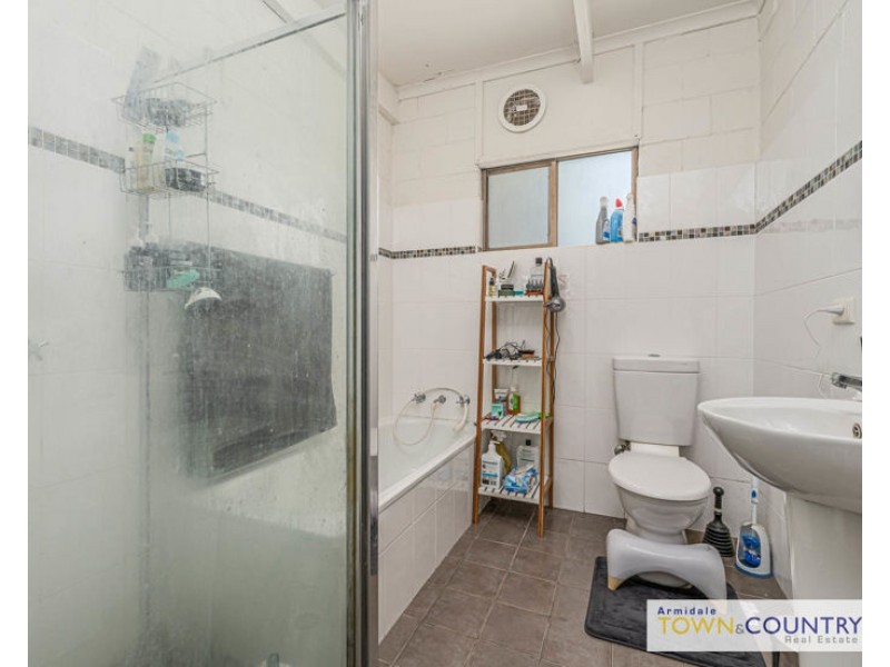 1/18 Nyssa Street, Armidale NSW 2350