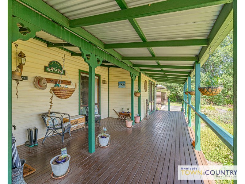 253 Hoys Road, Armidale NSW 2350
