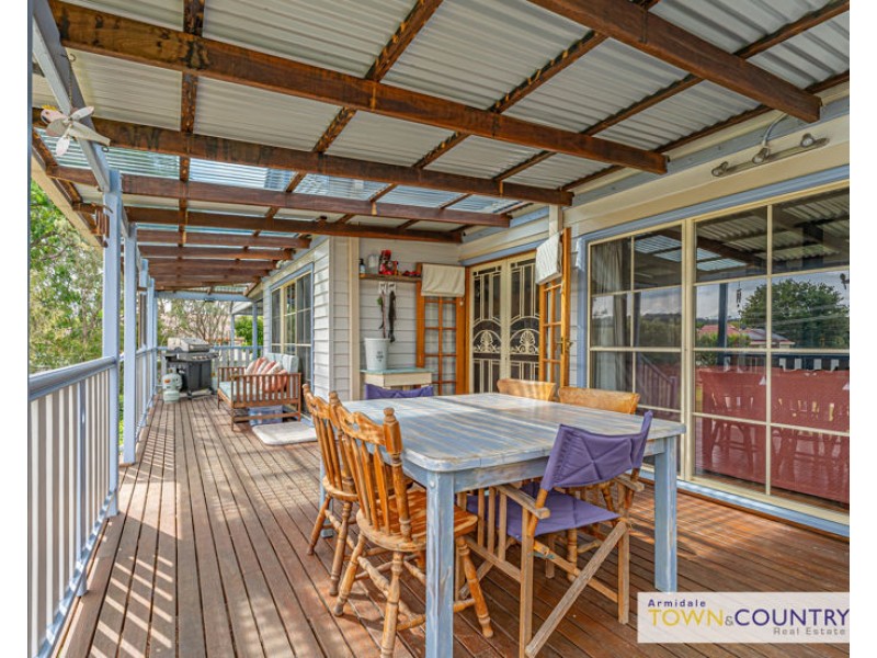 9 Wigan Avenue, Armidale NSW 2350