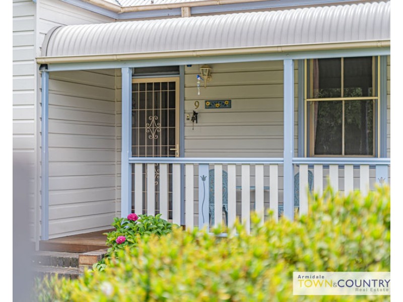 9 Wigan Avenue, Armidale NSW 2350