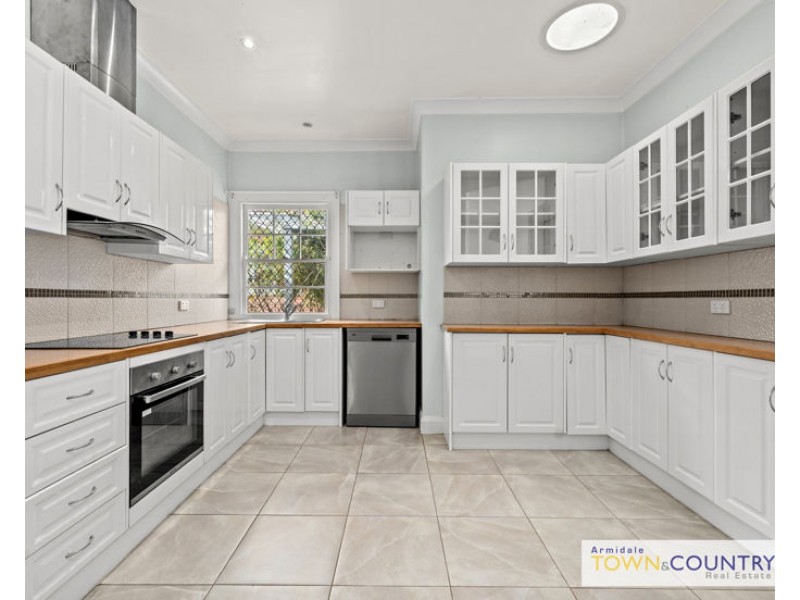 140 Jessie Street, Armidale NSW 2350