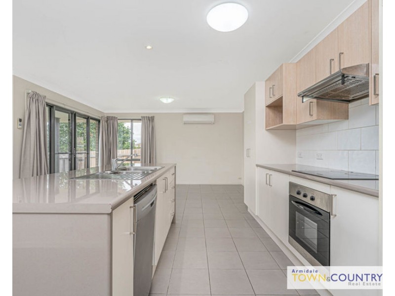 7 Albion Close, Armidale NSW 2350